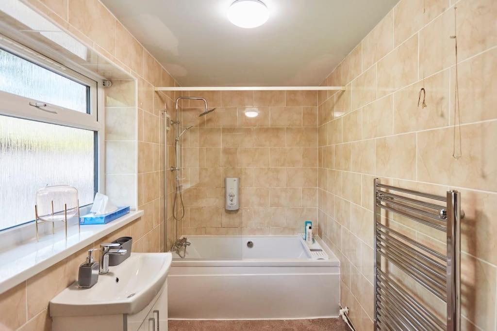 *Little Haven In Leeds* ¤Private Parking¤ Ensuite Leeds  Zewnętrze zdjęcie